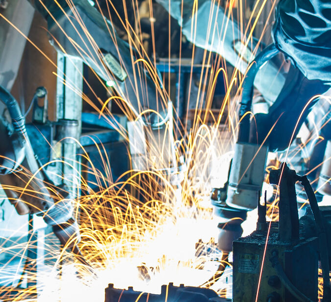 무어일렉트로닉은 자동차 산업에 적합한 제품과 솔루션을 제공합니다.